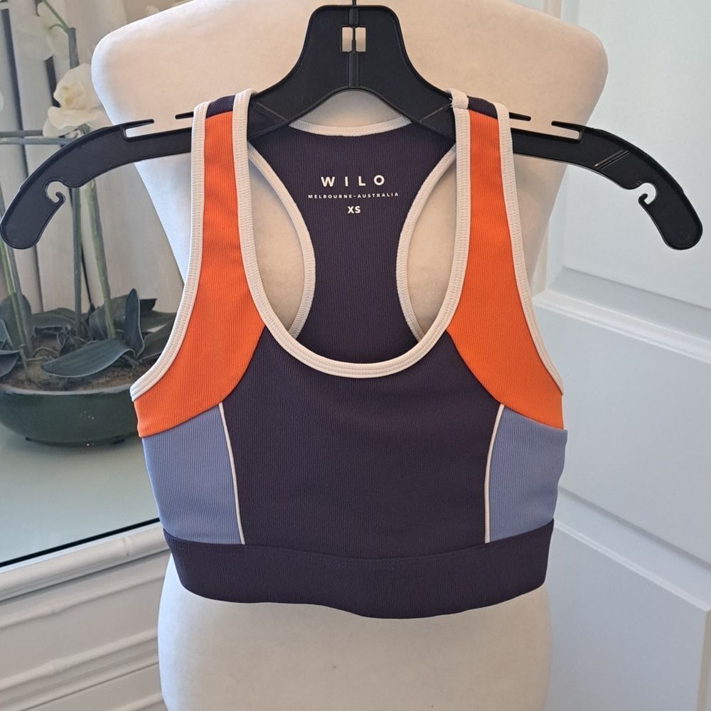 NWOT WILO The‎ Label Womens Colorblock Sports Bra Navy/Orange/White Trim S-XS